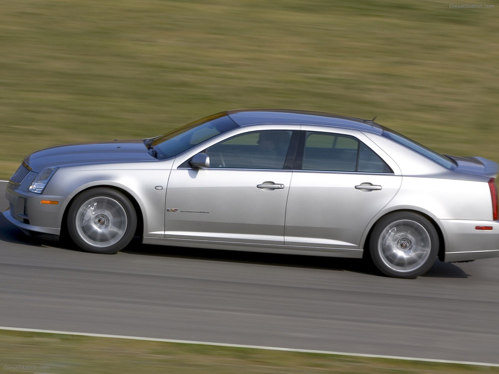 Cadillac STS V